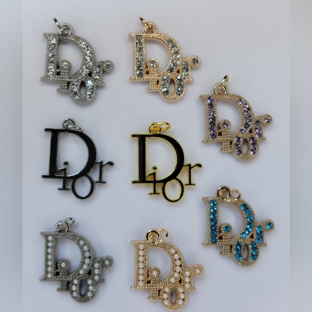 1x  Stamped zipper pull charm pick ur color